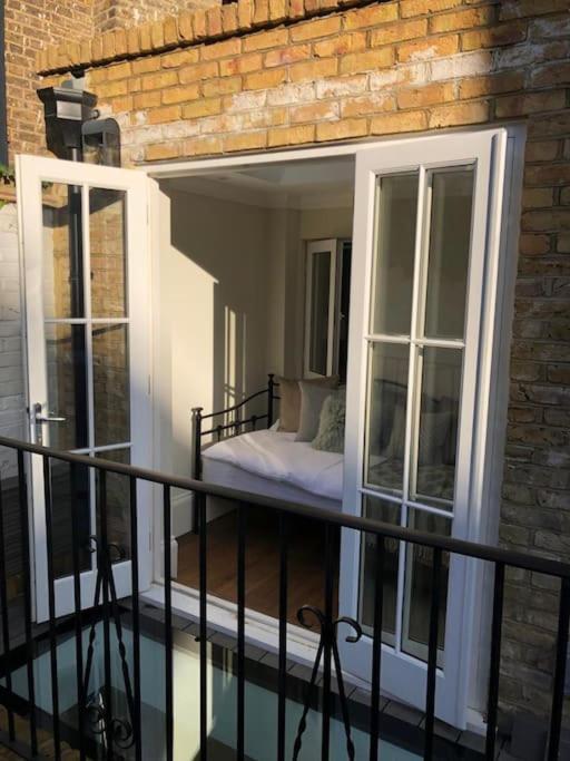 Stylish 3-Bedroom Flat In Kensington Londra Dış mekan fotoğraf